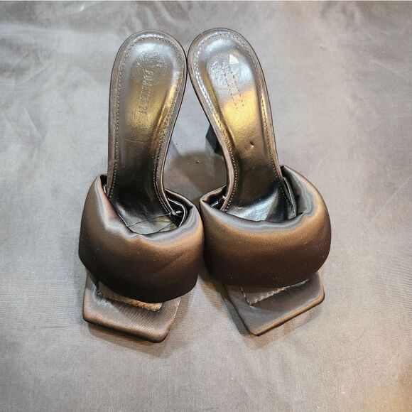 BRAND NEW FOREVER 21 SQUARE TOE SATIN THICK STRAP WOMEN'S SANDAL - Picture 2 of 15
